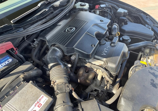 Lexus GS cena 26000 przebieg: 349335, rok produkcji 2001 z Wrocław małe 596